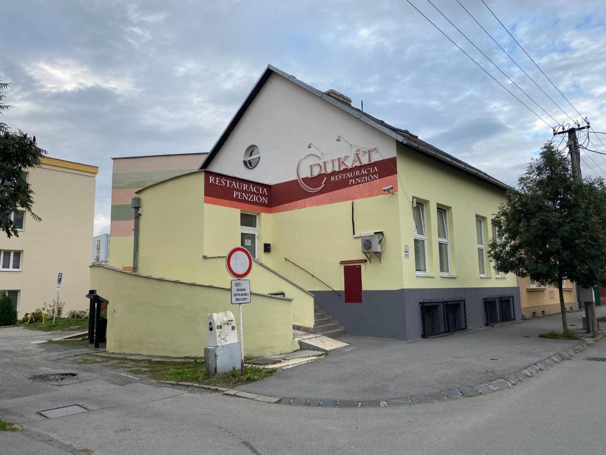 Penzion Dukat Prešov Eksteriør bilde
